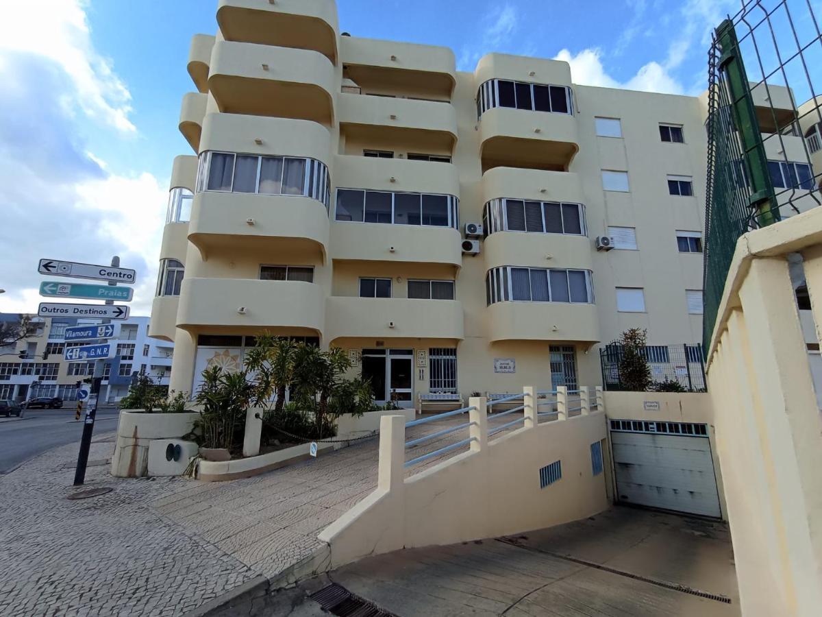 Love Shack Flat In Quarteira Center المظهر الخارجي الصورة