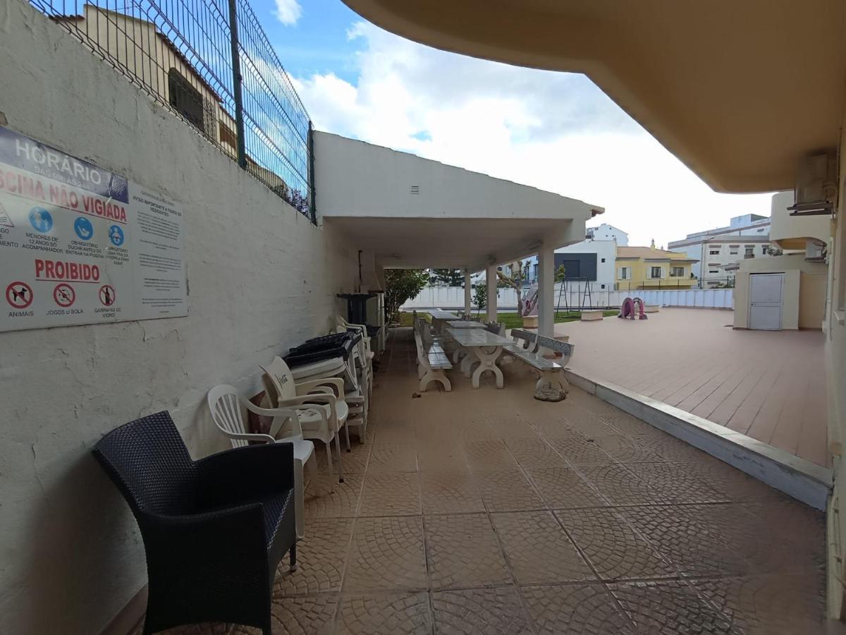 Love Shack Flat In Quarteira Center المظهر الخارجي الصورة