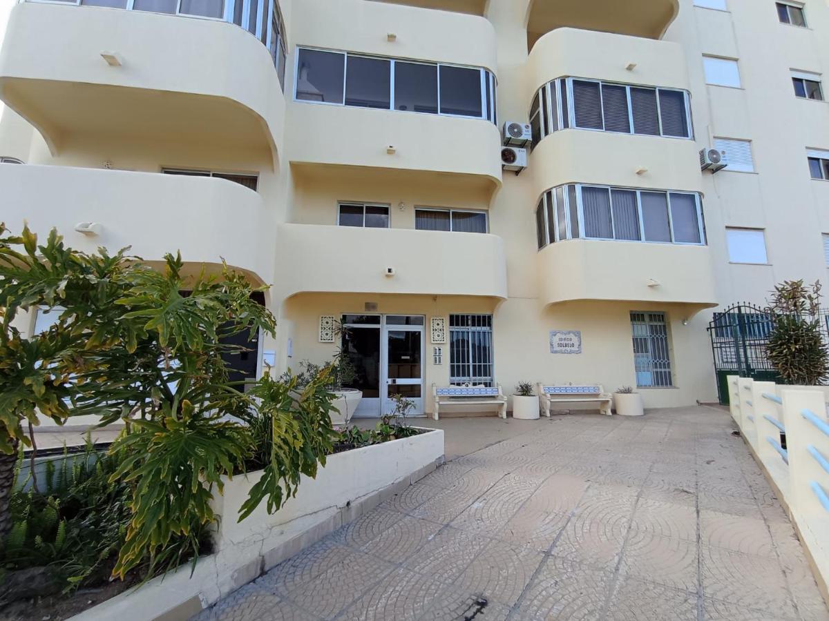 Love Shack Flat In Quarteira Center المظهر الخارجي الصورة