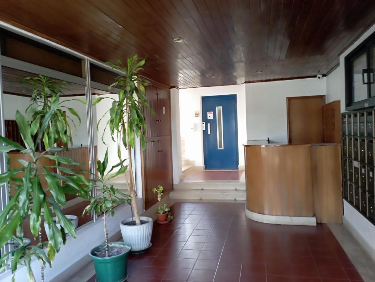 Love Shack Flat In Quarteira Center المظهر الخارجي الصورة