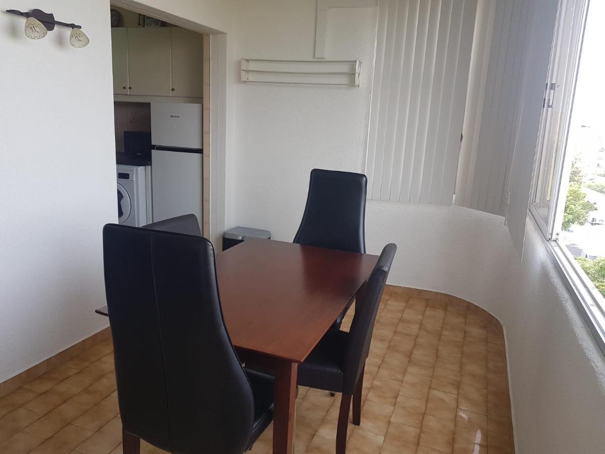 Love Shack Flat In Quarteira Center المظهر الخارجي الصورة